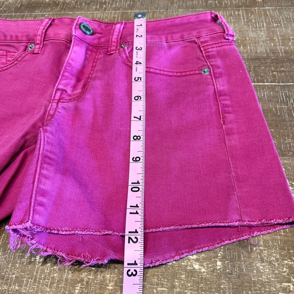 American Eagle Hot Pink Demin Shorts - Picture 5 of 8